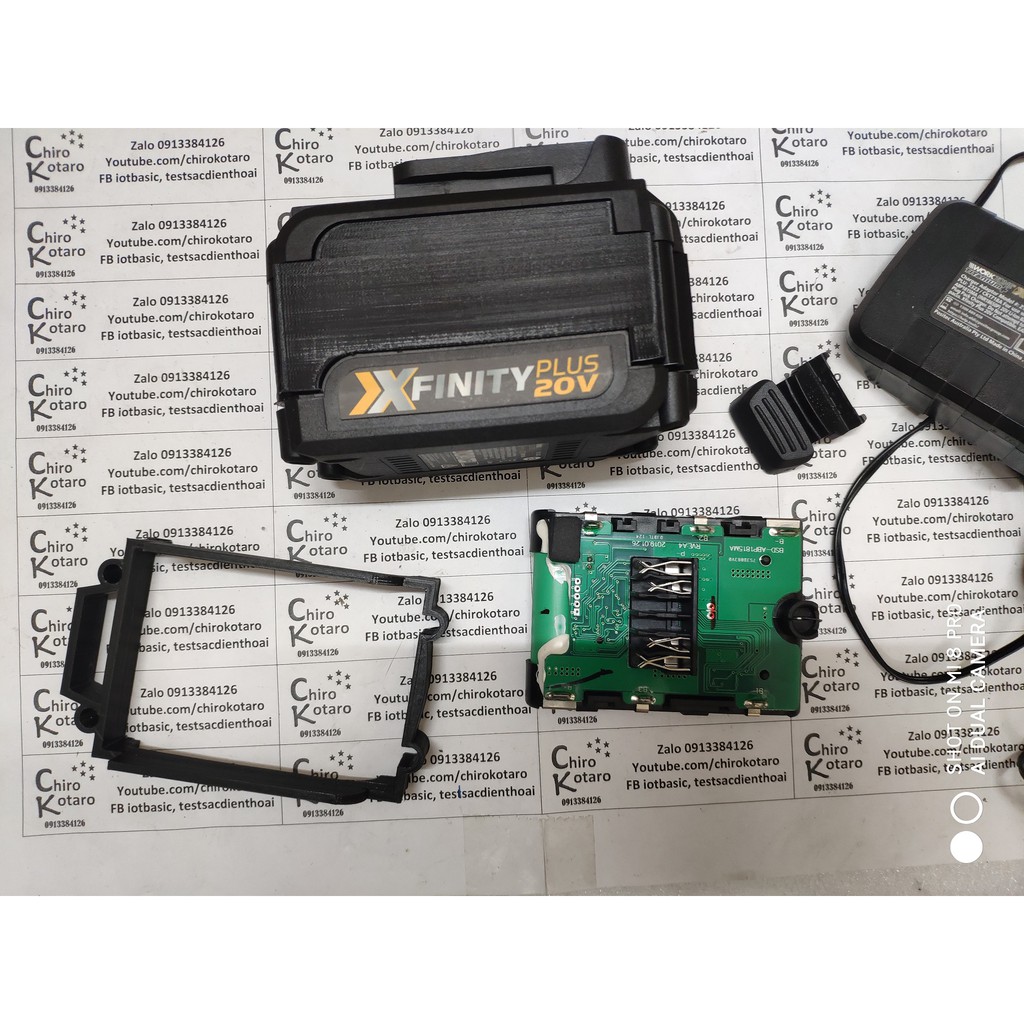 Miếng chèn tăng chiều cao pin WorkZone Titanium Xfinity Plus 20V lên thêm 1,2 hàng