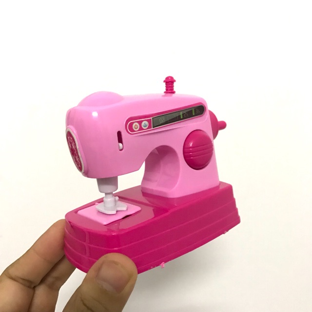 [Có Video] Hộp 4 đồ chơi gia dụng mini trong nhà y hình (máy may, máy giặt, máy hút bụi và bàn ủi)