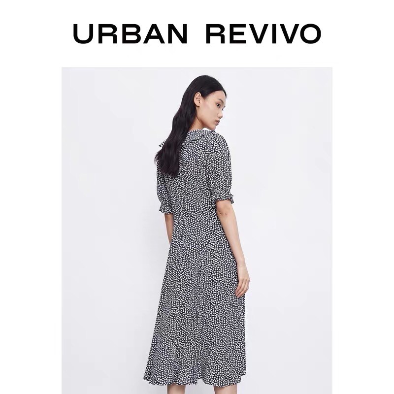 Đầm hoa nhí Urban Revivo