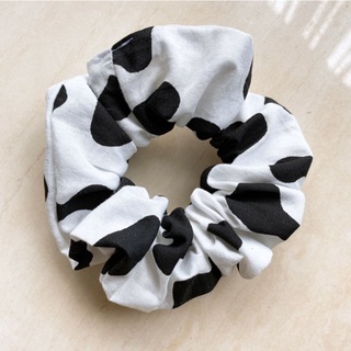 Scrunchies cột tóc bò sữa hottrend