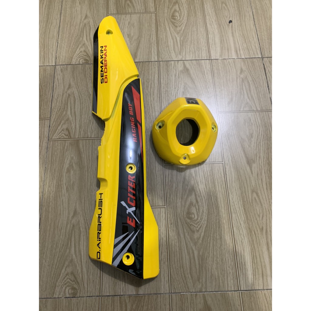 ỐP pô va chụp đich pô xe exciter 155 màu vàng