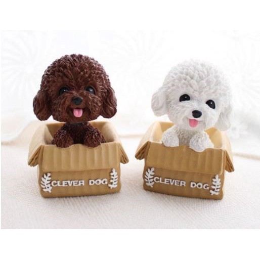 Trang trí chó Poodle trắng ngồi giỏ - Phụ kiện trang trí giáng sinh