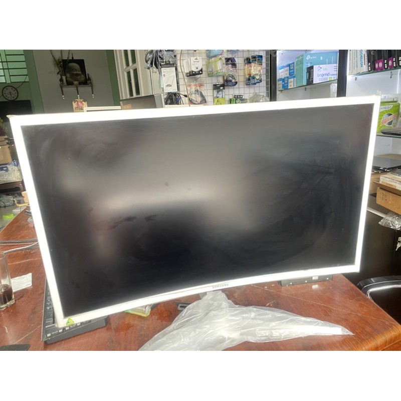 Màn hình samsung cong 27 in chân V (hàng cũ)