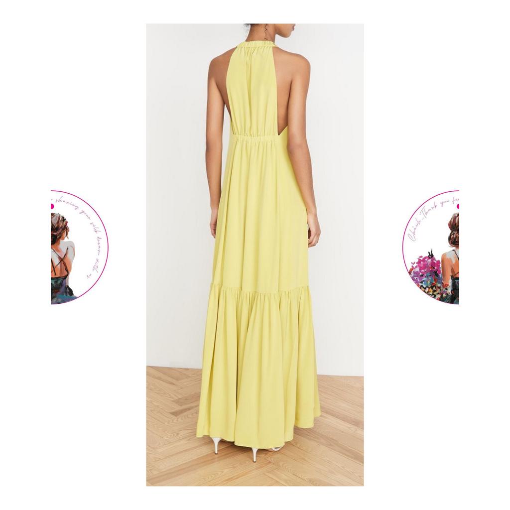 Đầm suông lụa yếm  đuôi cá siêu dài tôn dáng thuớt tha.