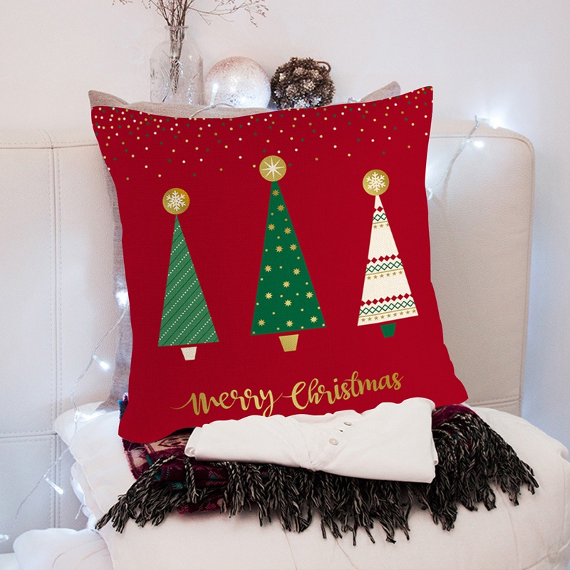 1 áo gối bằng vải lanh kích thước 45*45cm với họa tiết theo phong cách Giáng Sinh