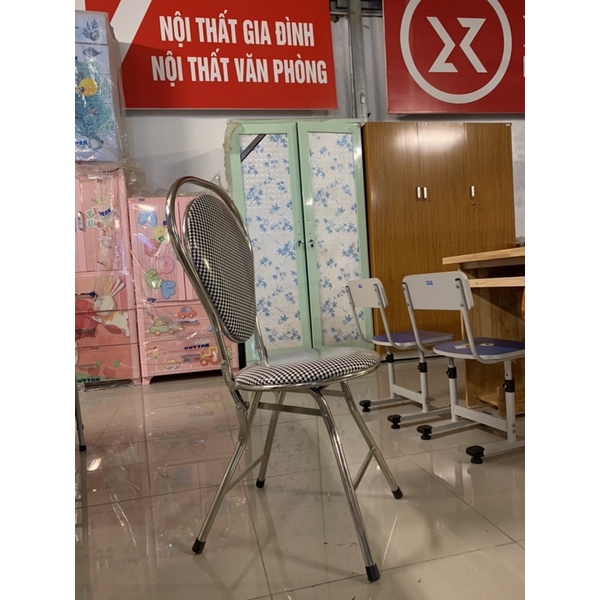 Ghế Gấp Khung Inox Xuân Hoà GI 04-00 phòng ăn.