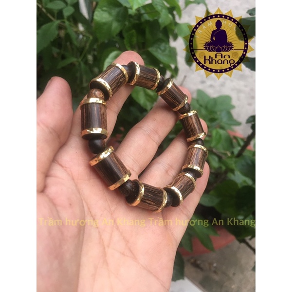 Vòng tay trầm hương sánh chìm cao cấp