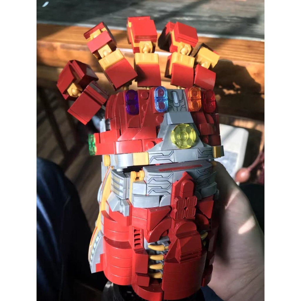 Đồ chơi lắp rắp GĂNG TAY THANOS vàng| GĂNG TAY THANOS đỏ