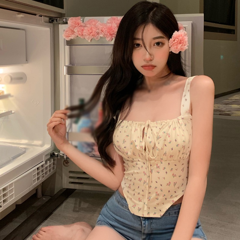 Áo yếm hai dây dáng ôm in họa tiết hoa kiểu Pháp ngọt ngào thời trang cho nữ