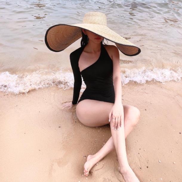 Bikini 1 mảnh tay dài 1 bên sexy (kèm hình thật) Đẹp