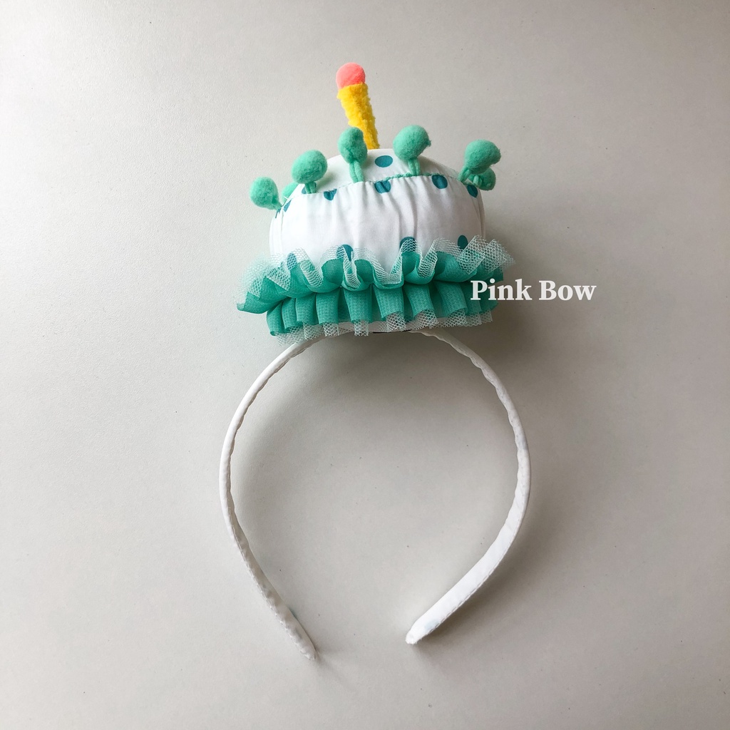 Cài tóc bằng vải hình bánh kem 1 cây nến kiểu CARO/CHẤM BI/SỌC