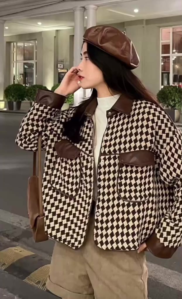 Áo khoác dạ phối da hoạ tiết trám quảng châu 2 màu nâu-đen dáng ngắn | BigBuy360 - bigbuy360.vn