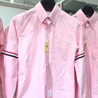 HÀNG SẴN - ÁO SƠ MI THOM BROWN OXFORD HỒNG, VIỀN HAI TAY, CÓ CỜ SAU GÁY, ĐỦ TAGS, MENSWEAR WOMENSWEAR SHIRT