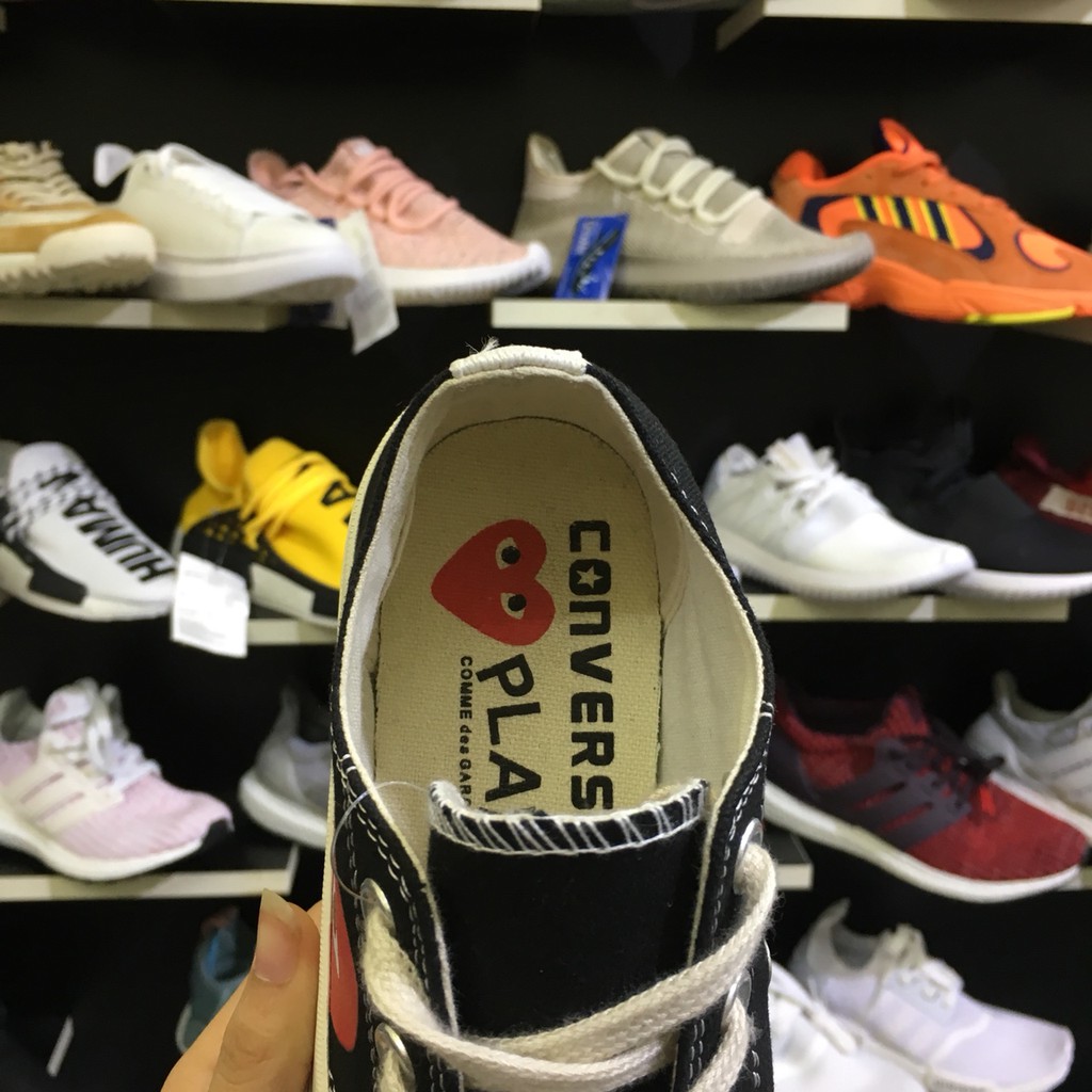 Giày thể thao,Giày sneaker,Giày 𝐜𝐨𝐧𝐯𝐞𝐫𝐬𝐞 đen tim thấp