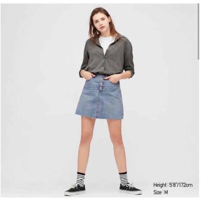 Chân váy bò Uniqlo