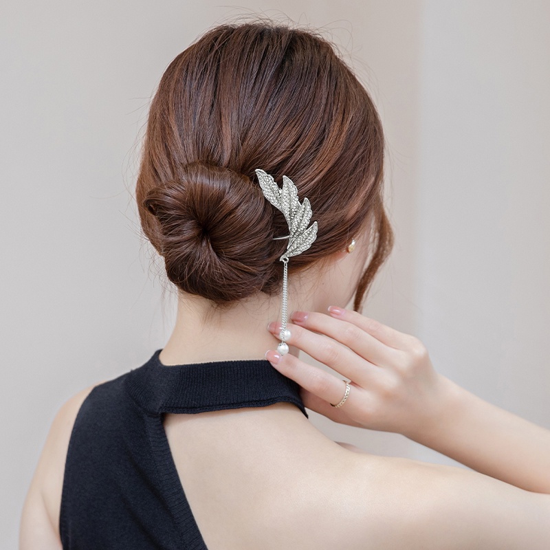 Kẹp tóc kim loại họa tiết lông vũ đính ngọc trai giả thời trang phong cách retro Hàn Quốc