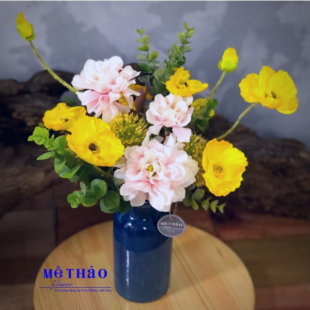 Ảnh shop chụp) Bình Hoa Giả Trang Trí Nhà Cửa, Decor Phòng Khách Chất Liệu Lụa Cao Cấp Mê Thảo Flower