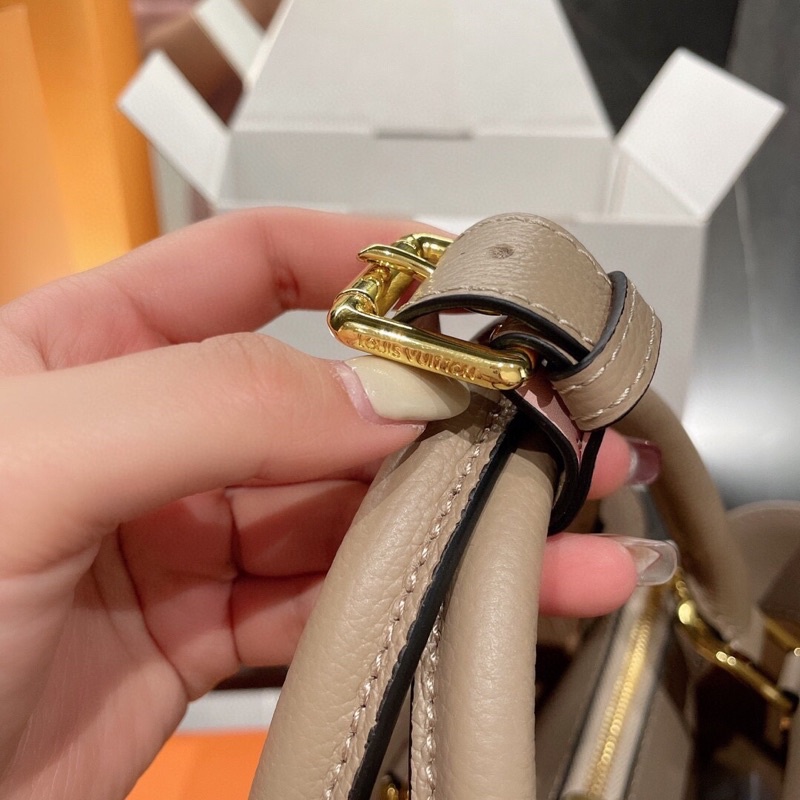 Túi xách Lóuisvuitton công sở sz 28 chất da bò hàng xịn