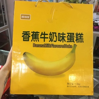 Bánh chuối thơm ngon hộp 1.5kg giá 150k