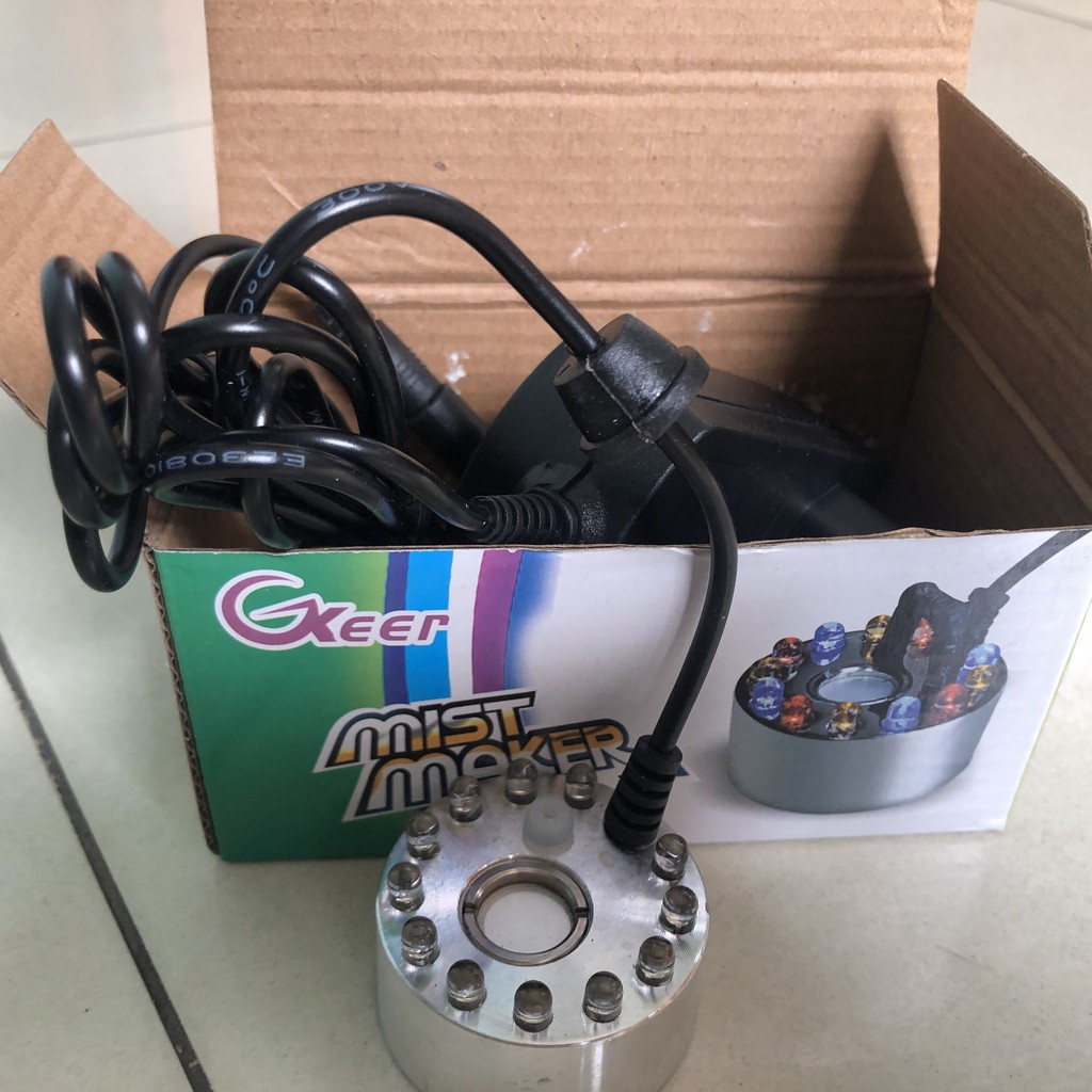 Máy tạo khói có đèn led 7 màu | BigBuy360 - bigbuy360.vn