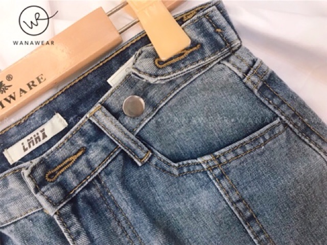 Chân váy jean chữ A ngắn lưng cao WANAWEAR cạp cúc điều chỉnh xinh xắn chất bò mềm đẹp | BigBuy360 - bigbuy360.vn