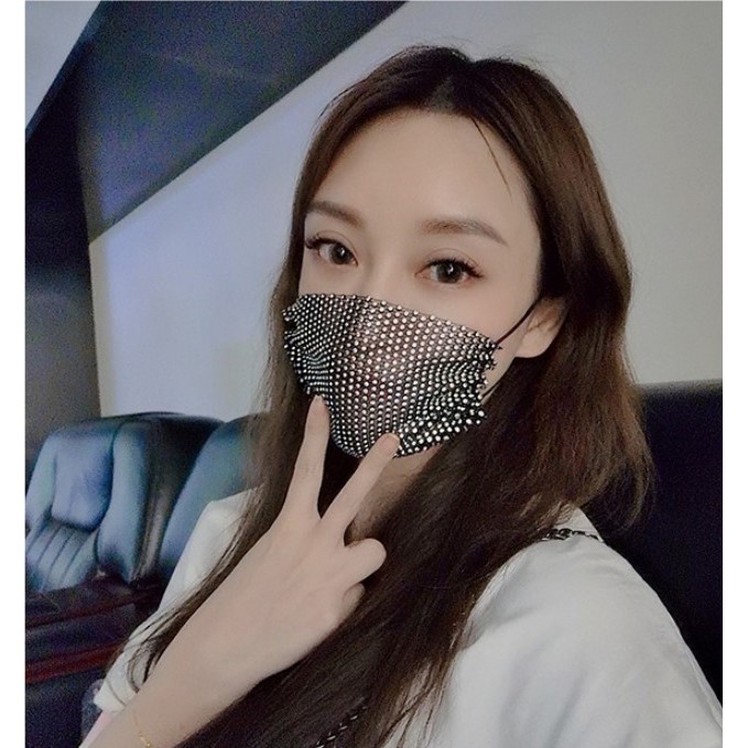 Khẩu Trang Đính Đá Sáng Nghệ Thuật | BigBuy360 - bigbuy360.vn