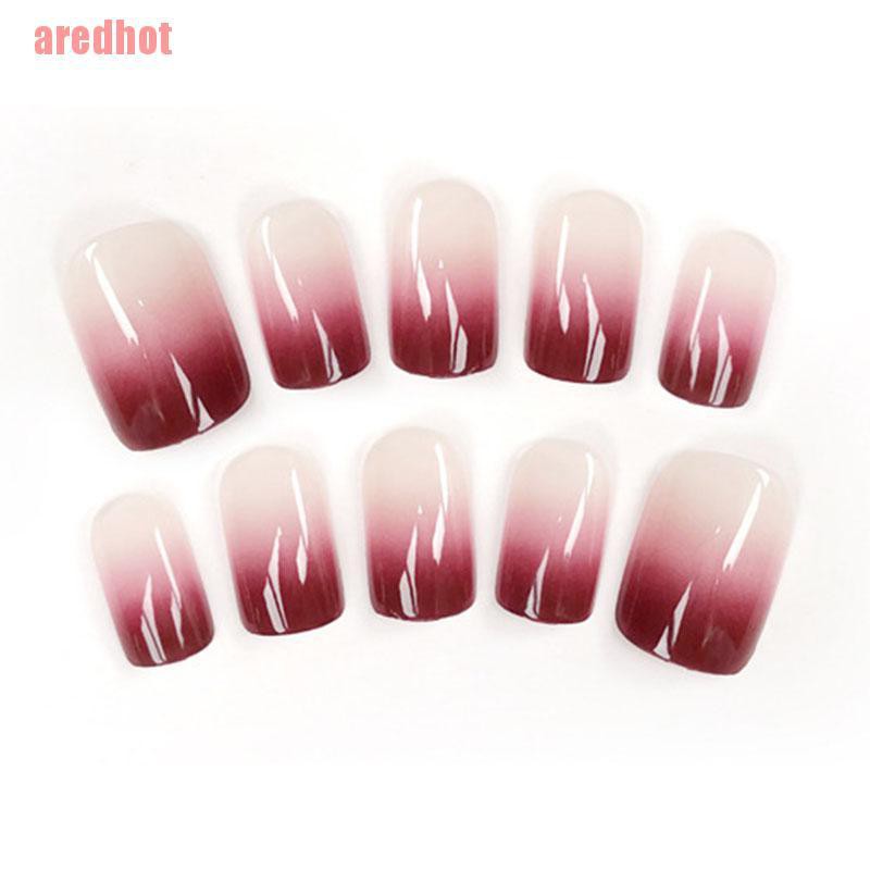Set 24 Móng Tay Giả Màu Sắc Đáng Yêu