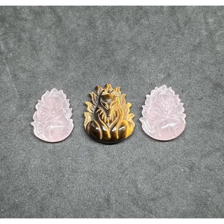 Mặt dây Hồ ly chúa Rose Mắt Hổ