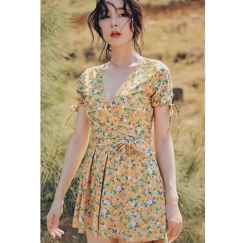 Bikini cặp đôi hoa nhí vàng trơn | BigBuy360 - bigbuy360.vn