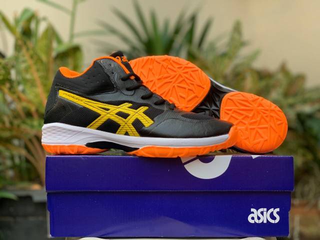 Giày Bóng Chuyền Asics Kiểu Dáng Thể Thao Năng Động