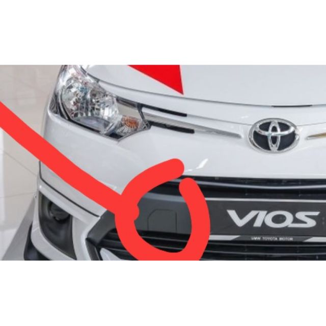 Nắp đậy móc kéo xe Toyota Vios