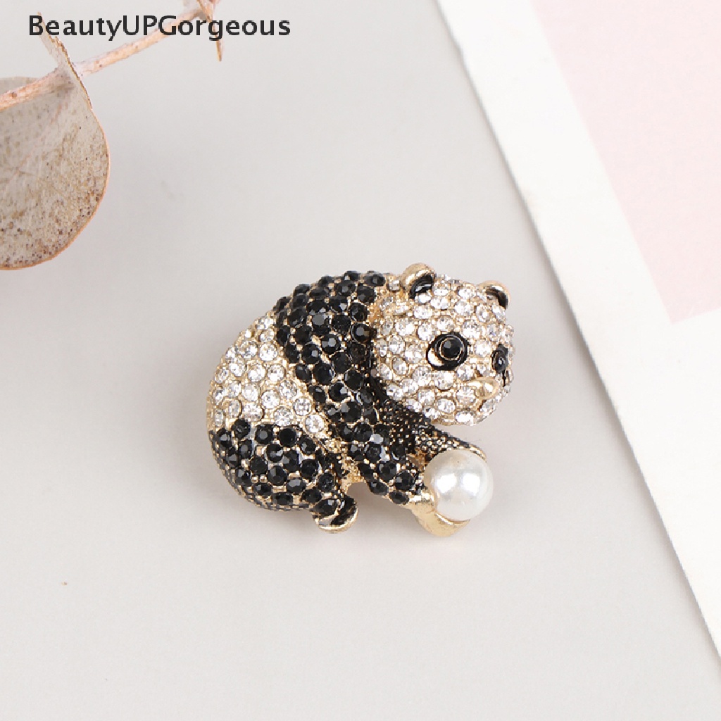 Ghim Cài Áo Hình Gấu Trúc Đính Đá Dễ Thương