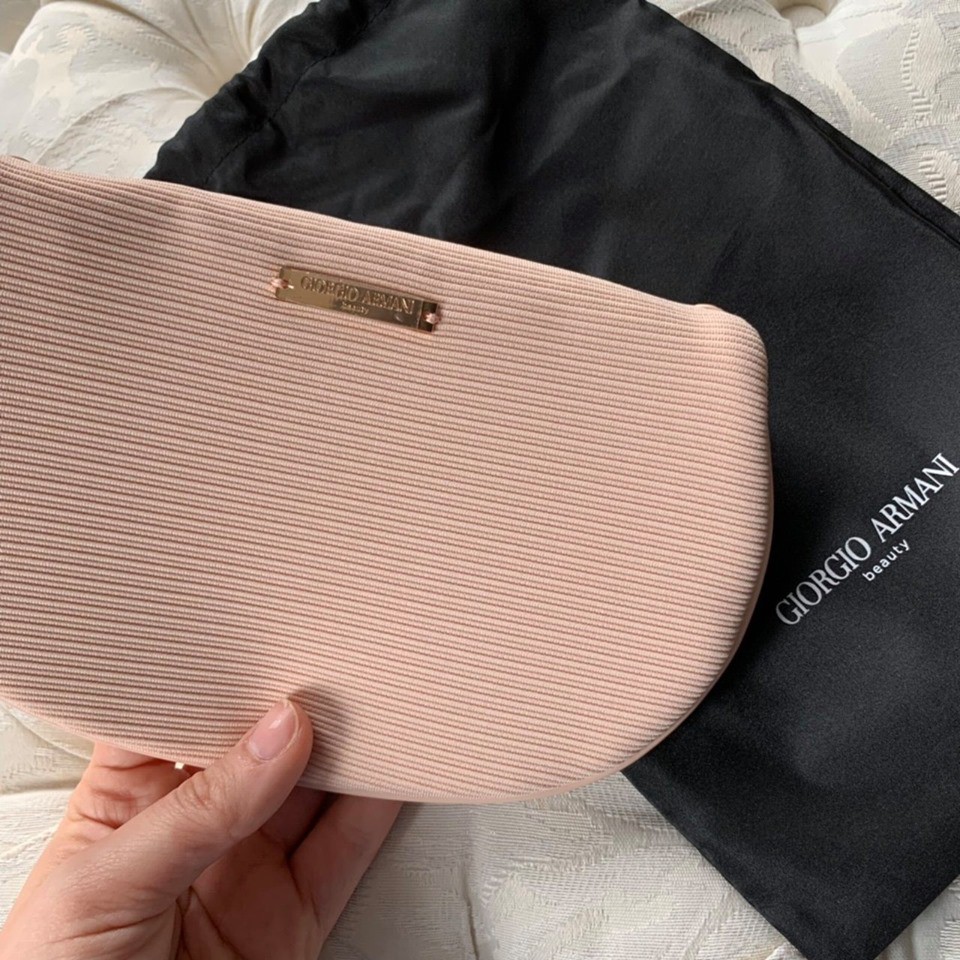 Sét túi  clutch hồng phấn và túi rút dây đen SI FLORAL ROUND FLAT POUCH