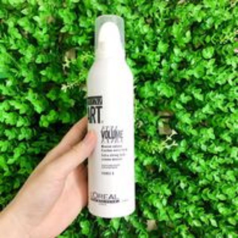 Mousse tạo phồng và giữ nếp tóc LOREAL Tecni.Art Full Volume Extra 250ml&lt;br&gt;