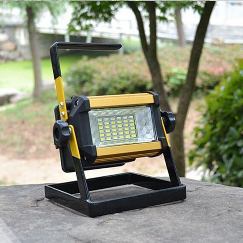 Đèn led siêu sáng sạc điện  ngoài trời 50W W807