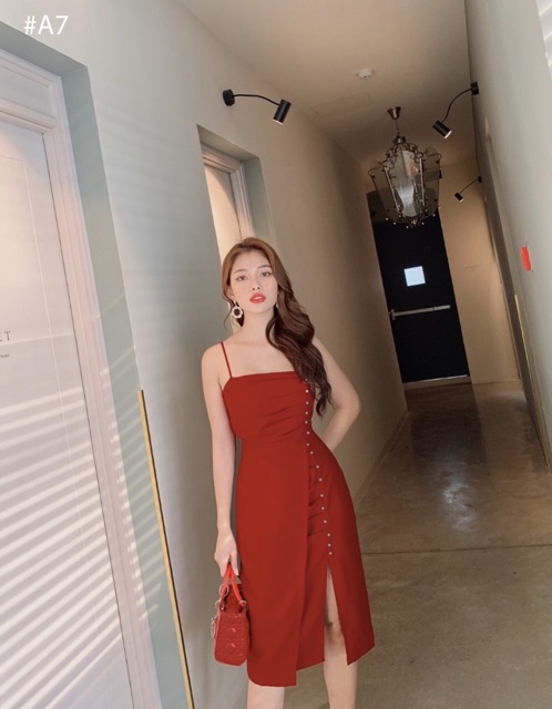 [Mã WARN25 giảm 25k đơn 200k] Đầm hai dây xẻ tà 🪀FREESHIP 🪀 | BigBuy360 - bigbuy360.vn