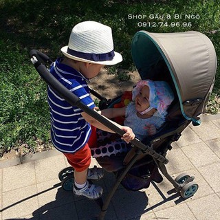 Xe đẩy Aprica Karoon