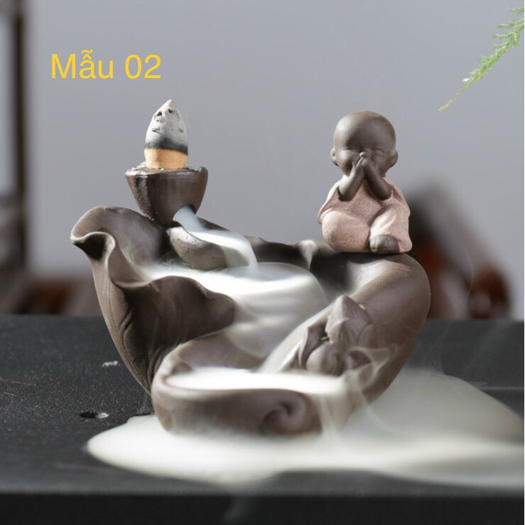 Thác khói trầm hương chú tiểu tọa bên suối gốm cao cấp