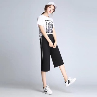Quần Cullotes Lửng Sọc Hông G.U
