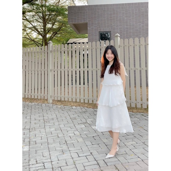 Đầm cổ yếm cột nơ 3 tầng bồng bềnh vải Organza cao cấp - Viz Dress