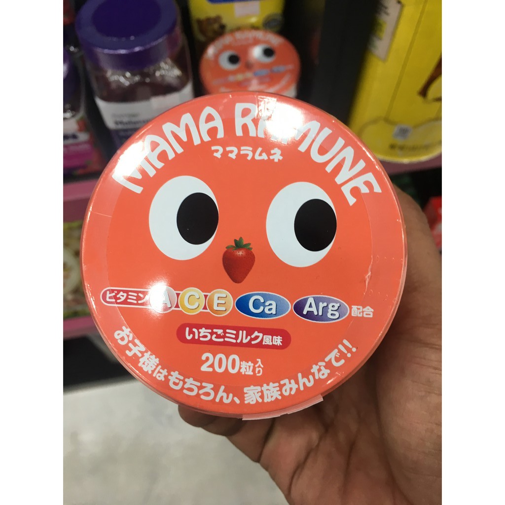 Kẹo Cho Trẻ Biếng Ăn Mama Ramune Vị Dâu 200 Viên Của Nhật Bản