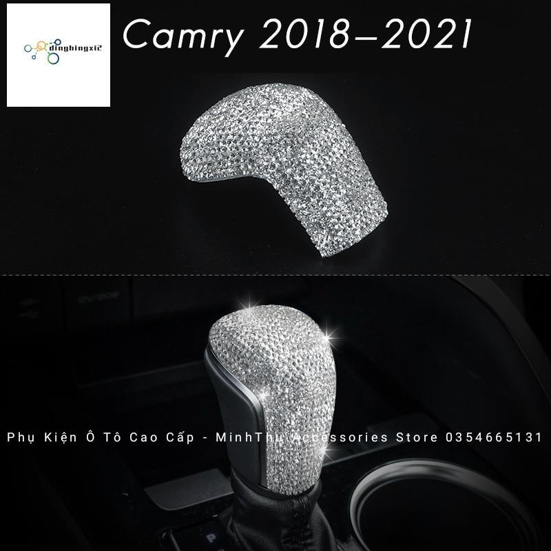 Ốp Cần Số Đính Đá Toyota Camry 2018-2021
