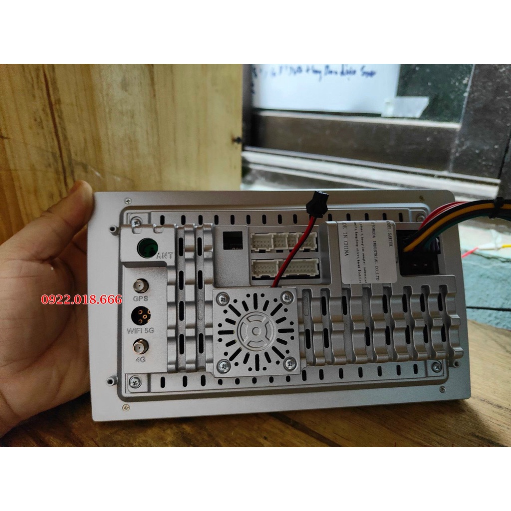 Màn Hình Android Chip 8 Nhân Ram 2Gb,Rom 32GB Hãng Santek chính hãng Giá Tốt Nhất