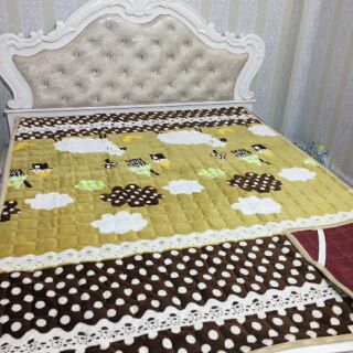 Thảm trải giường