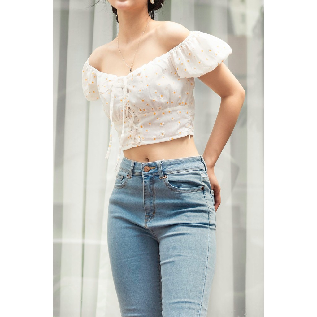 Áo croptop HEYBEE họa tiết hoa, chất liệu đũi mềm mát (2 màu) Amber Top HT430