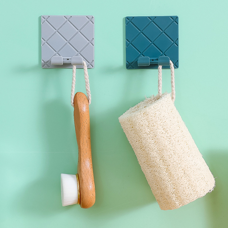 Móc treo giữ giắc cắm điện dính tường đa năng tiện lợi