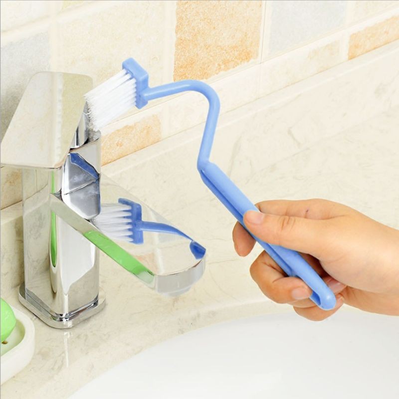Cọ vệ sinh nhà tắm có tay cầm tiện lợi
