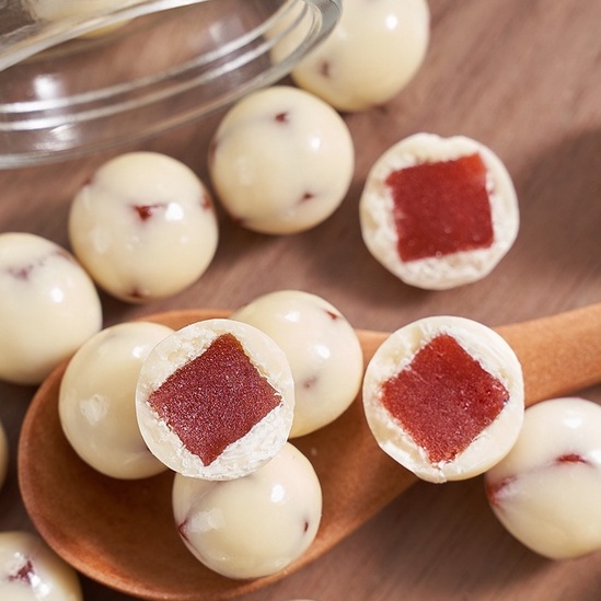 Sữa chua socola bọc táo gai