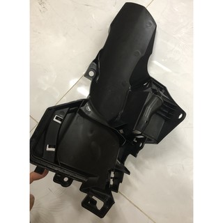 Dè chắn bùn sau Vario