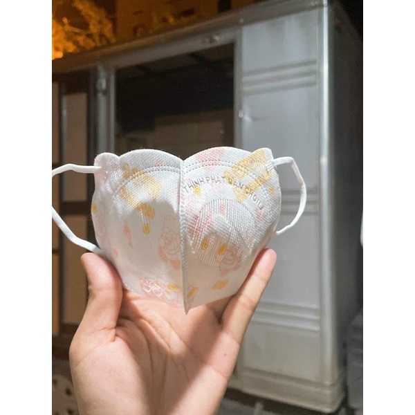 khẩu trang gấu cho bé